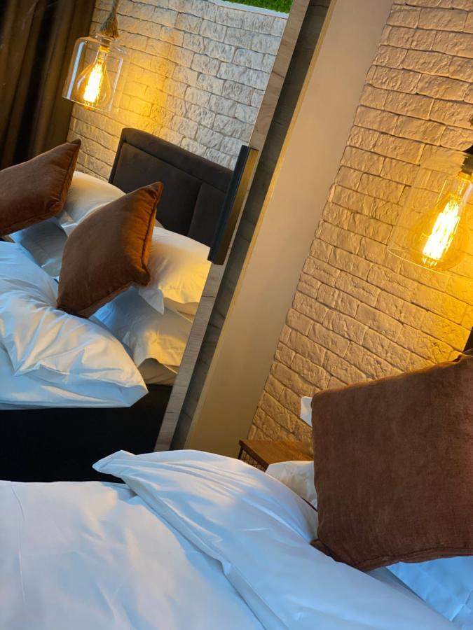Sarah Home هونيدوارا المظهر الخارجي الصورة